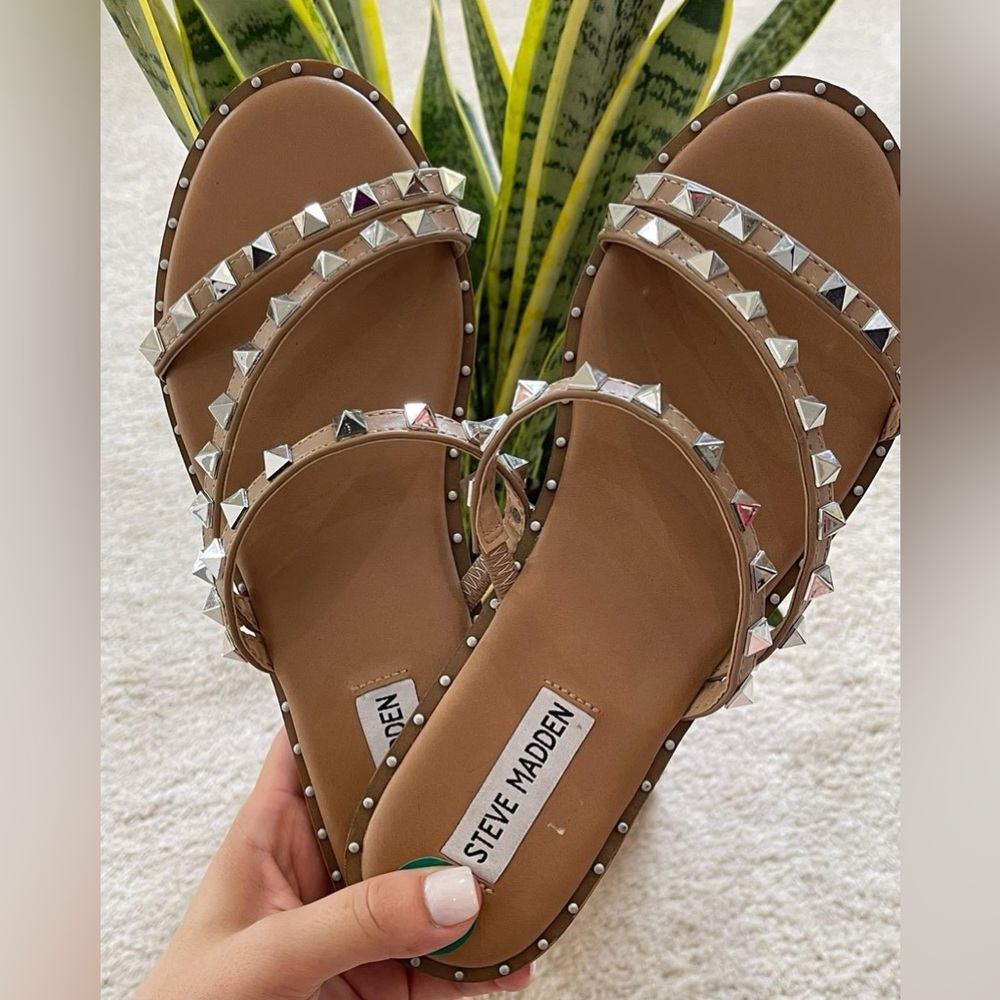 Steve Madden Studded Sandals Lodell size 8
